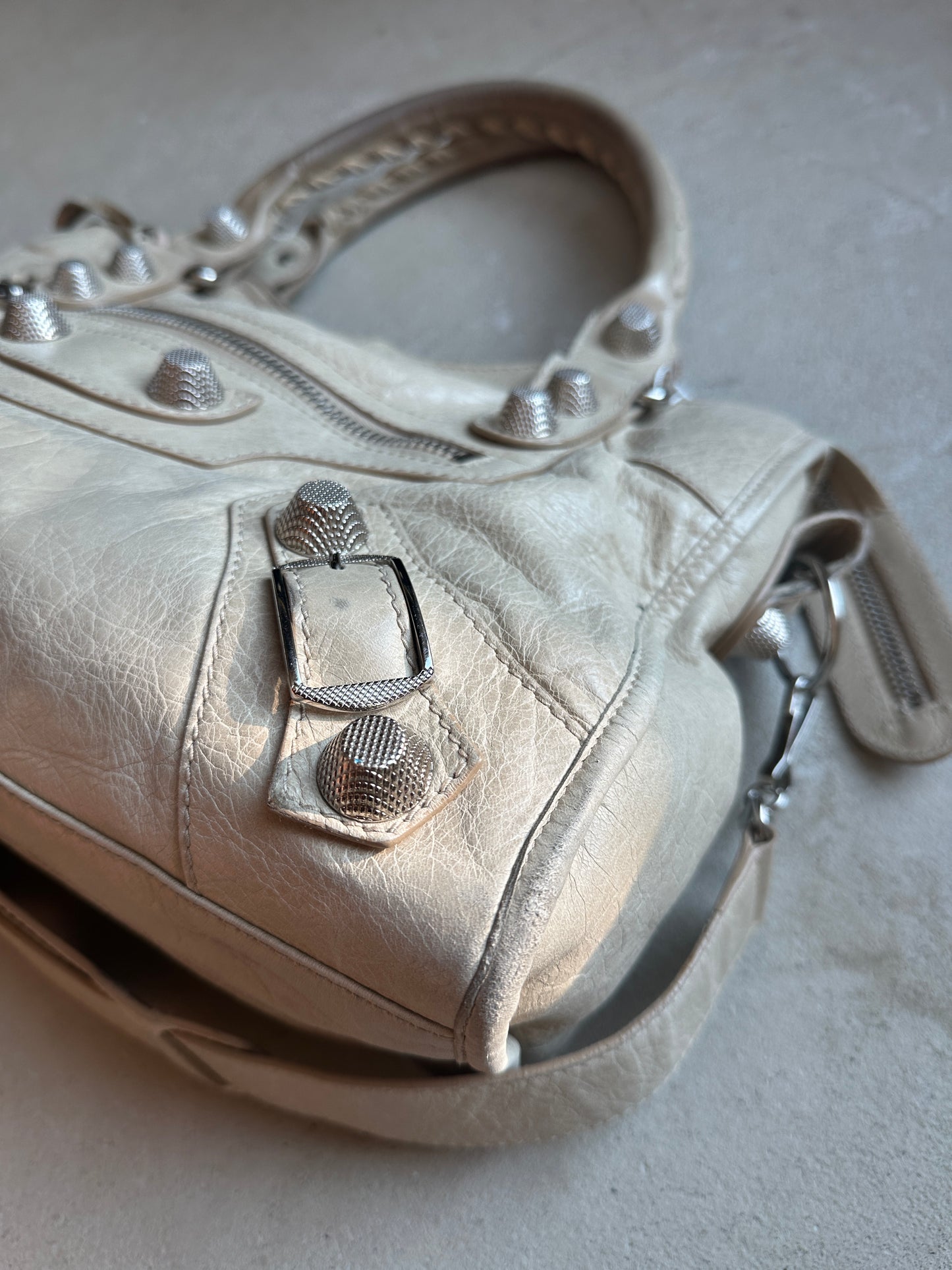 Vintage Cream Balenciaga City Bag