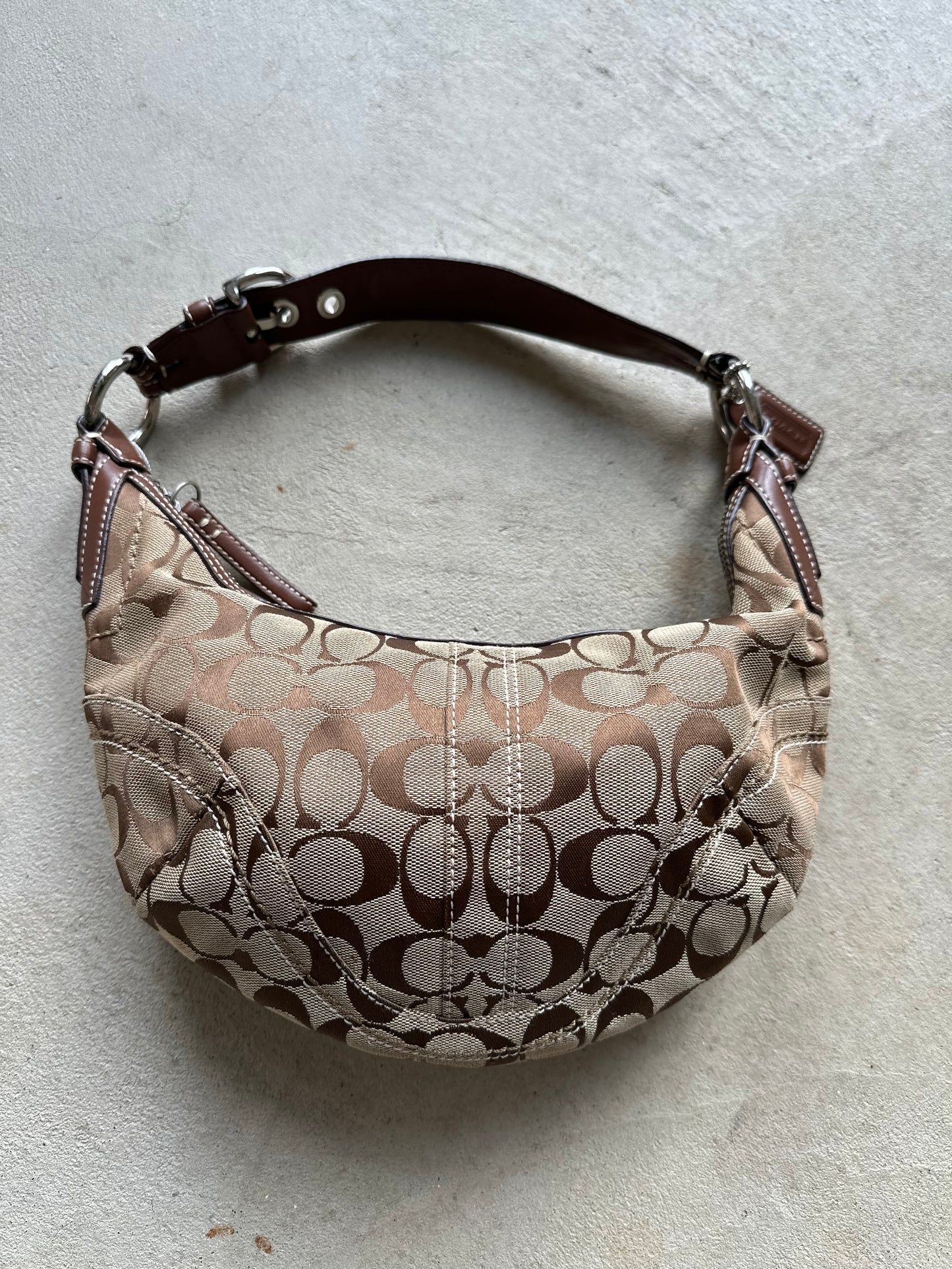 Vintage Y2K Coach Tan Croissant Shoulder Bag