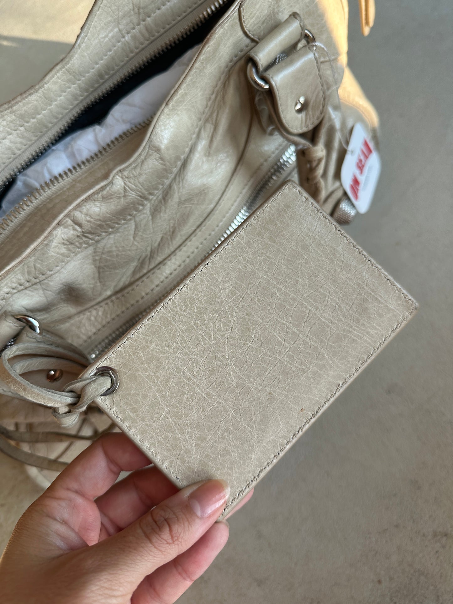 Vintage Cream Balenciaga City Bag