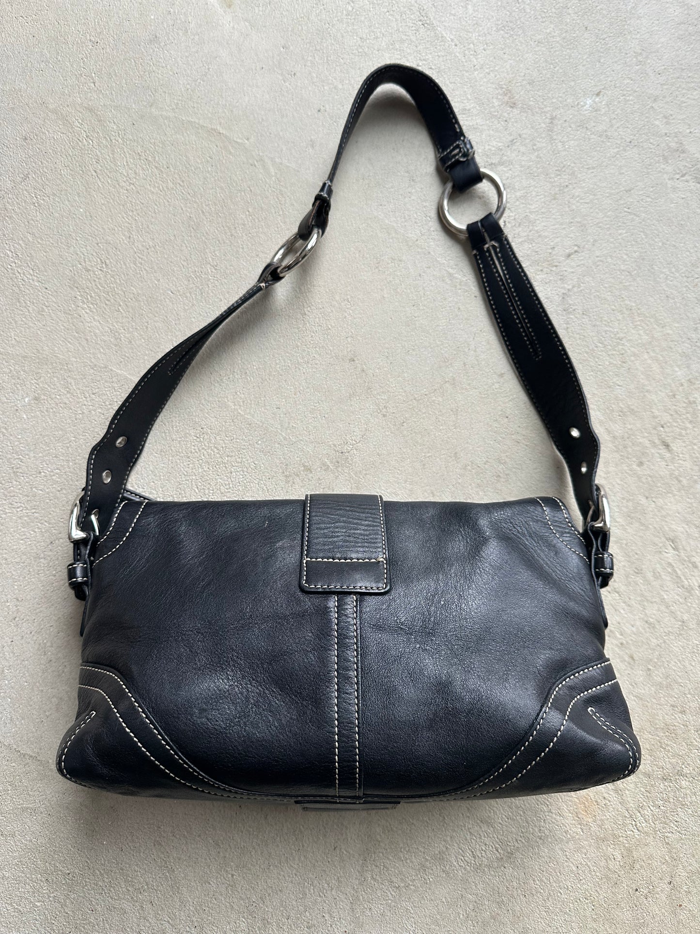 Vintage Y2K Coach Black Square Soho Leather Shoulder Bag