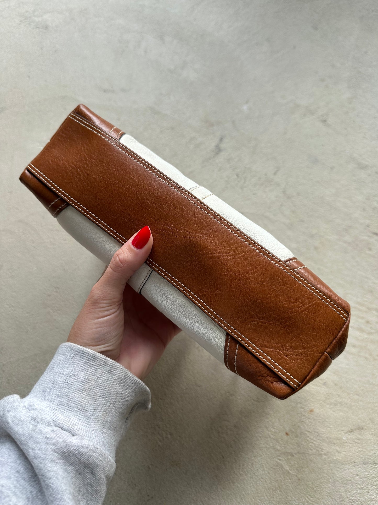 Vintage Coach White/Brown Baguette Shoulder Bag