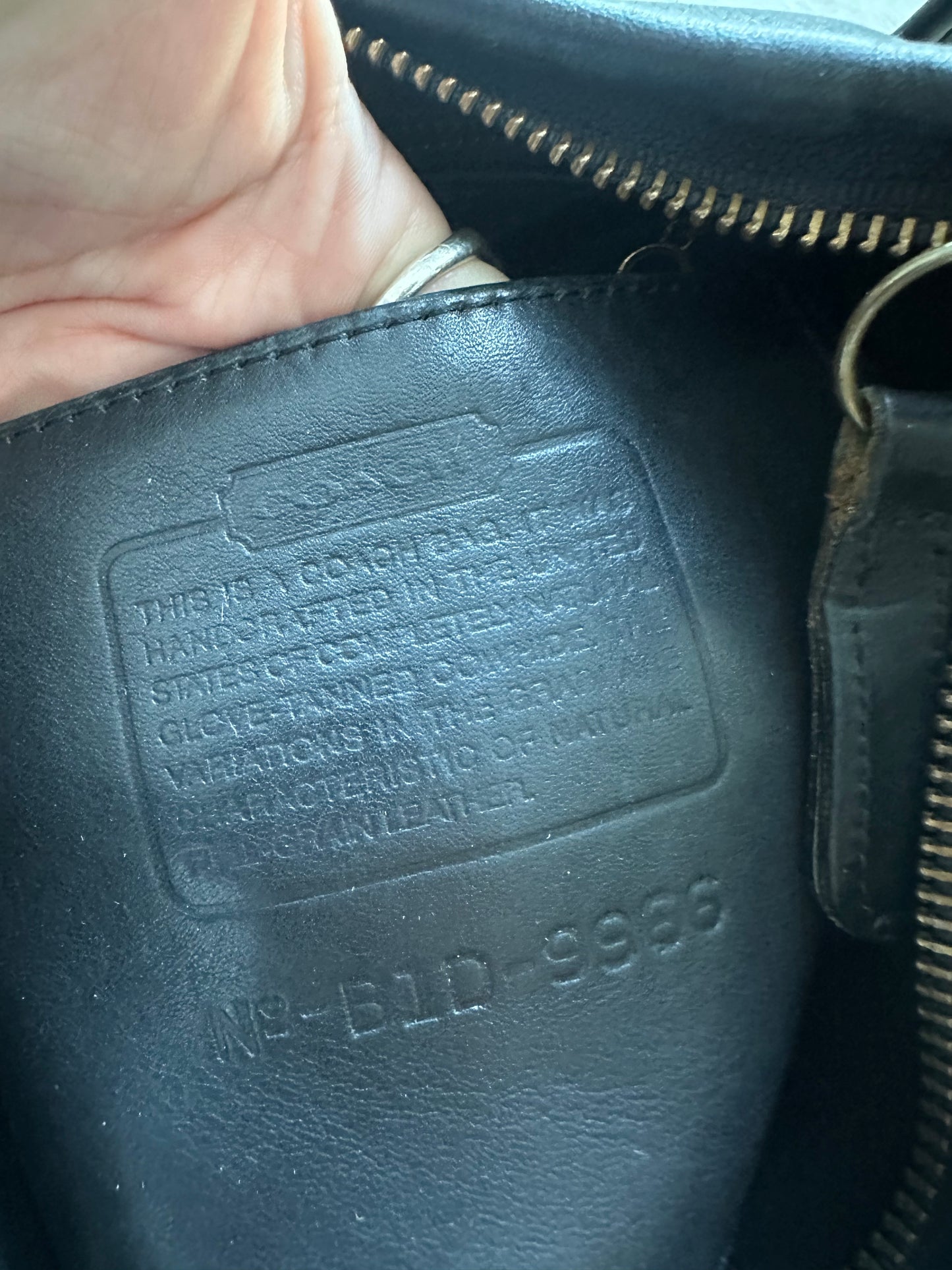 Vintage Coach Ergo Style Black Leather Shoulder Bag 9966