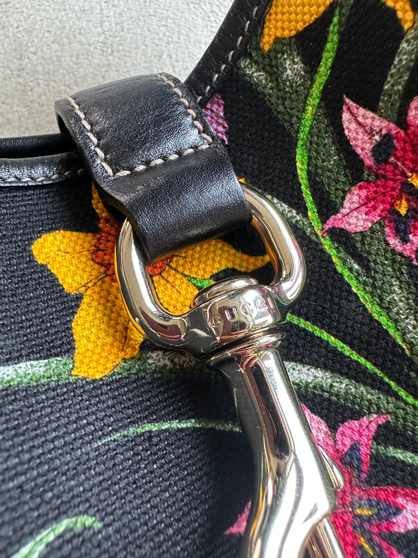 RARE! Vintage Gucci Jackie Floral Shoulder Bag