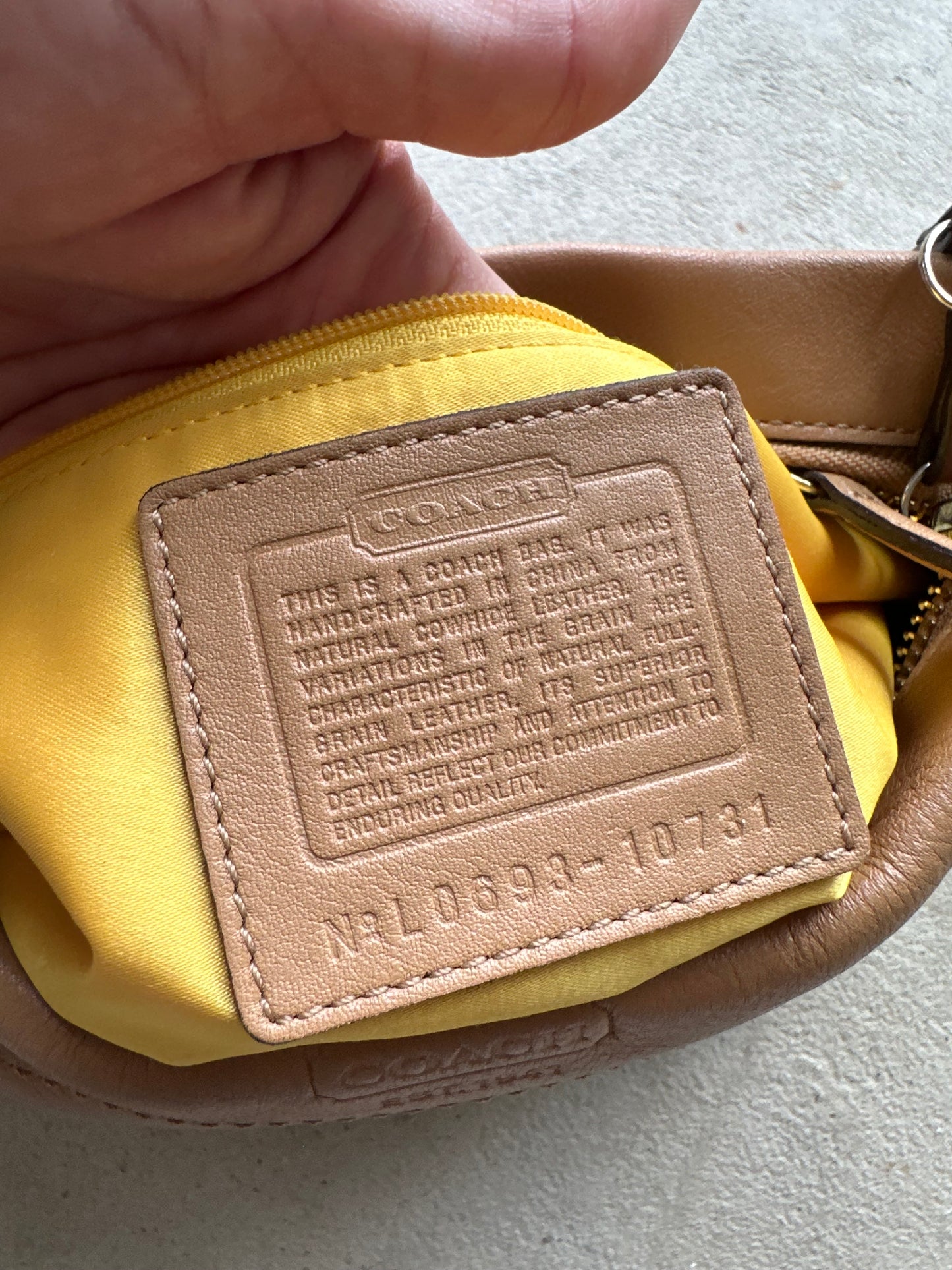 Vintage Y2K Coach Leather Shoulder Bag