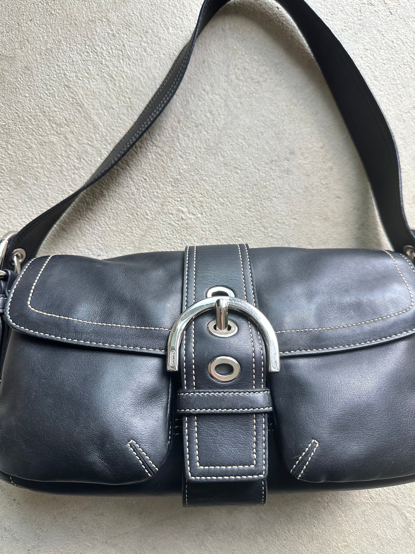 Vintage Y2K Coach Black Square Soho Leather Shoulder Bag