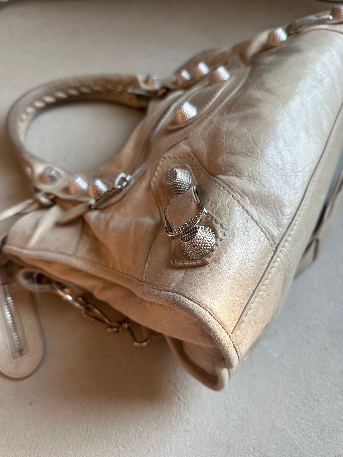 Vintage Cream Balenciaga City Bag