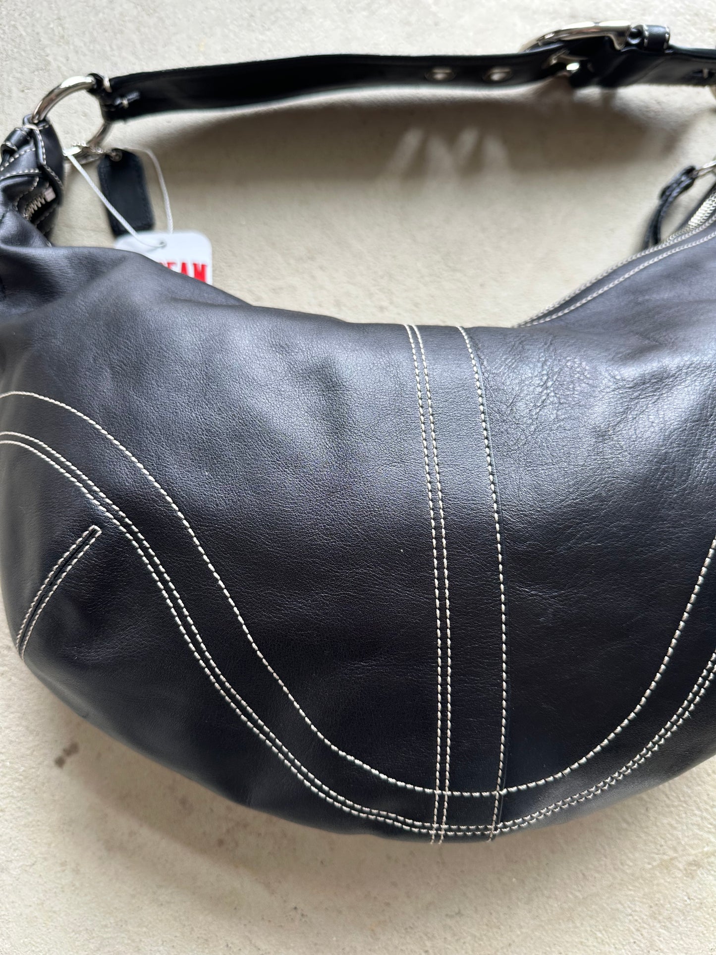 Vintage Y2K Coach Black Leather Croissant Shoulder Bag