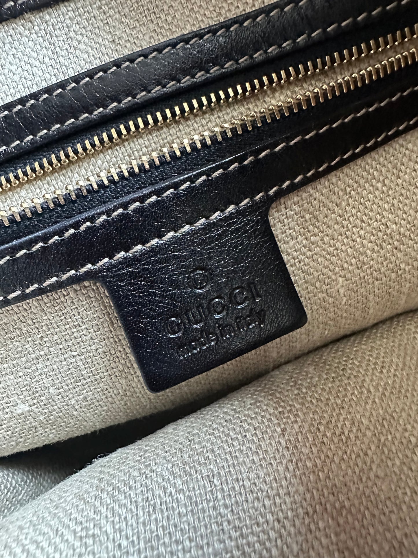 RARE! Vintage Gucci Jackie Floral Shoulder Bag