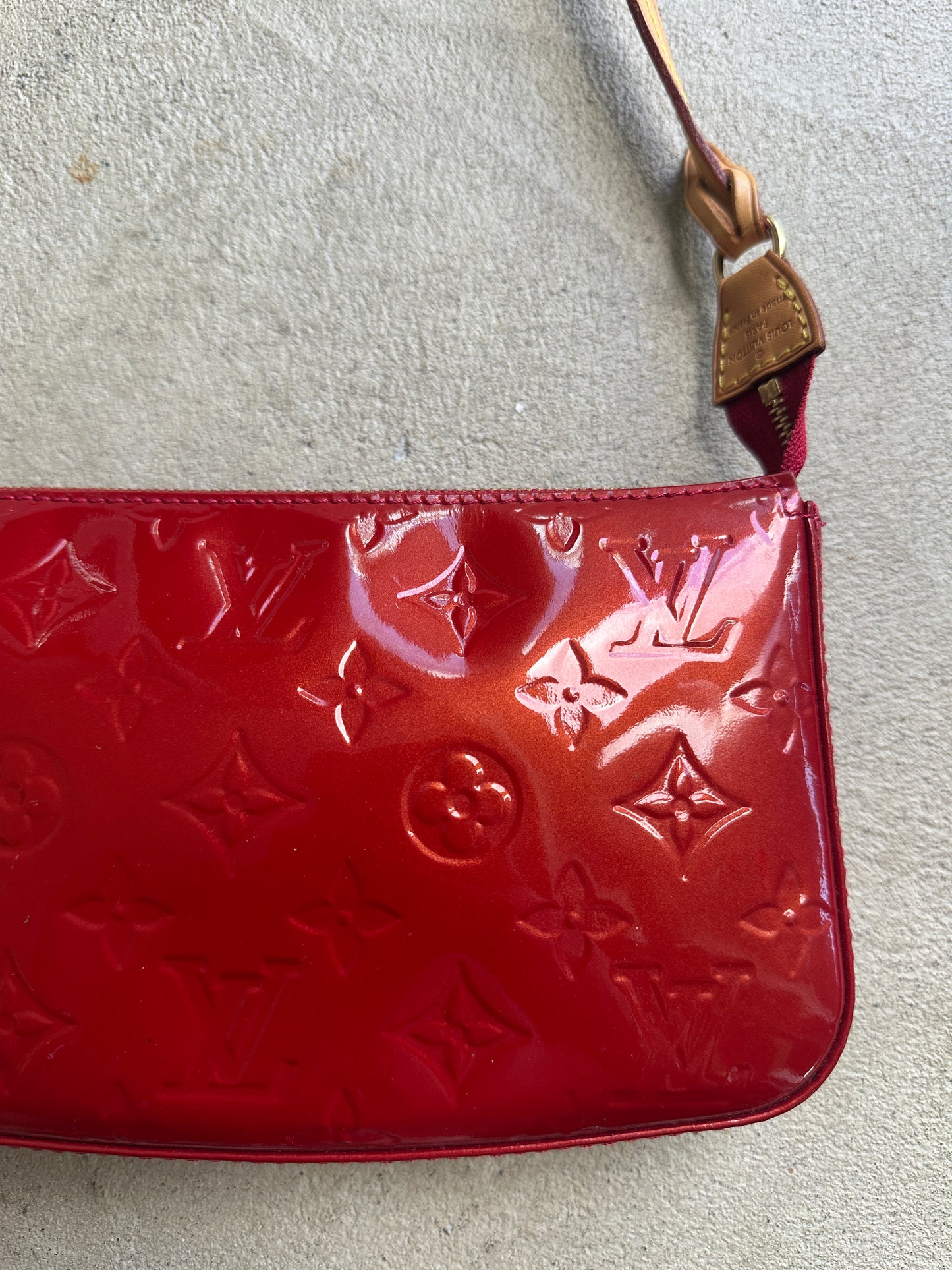Vintage Red Patent leather Louis Vuitton Shoulder Bag