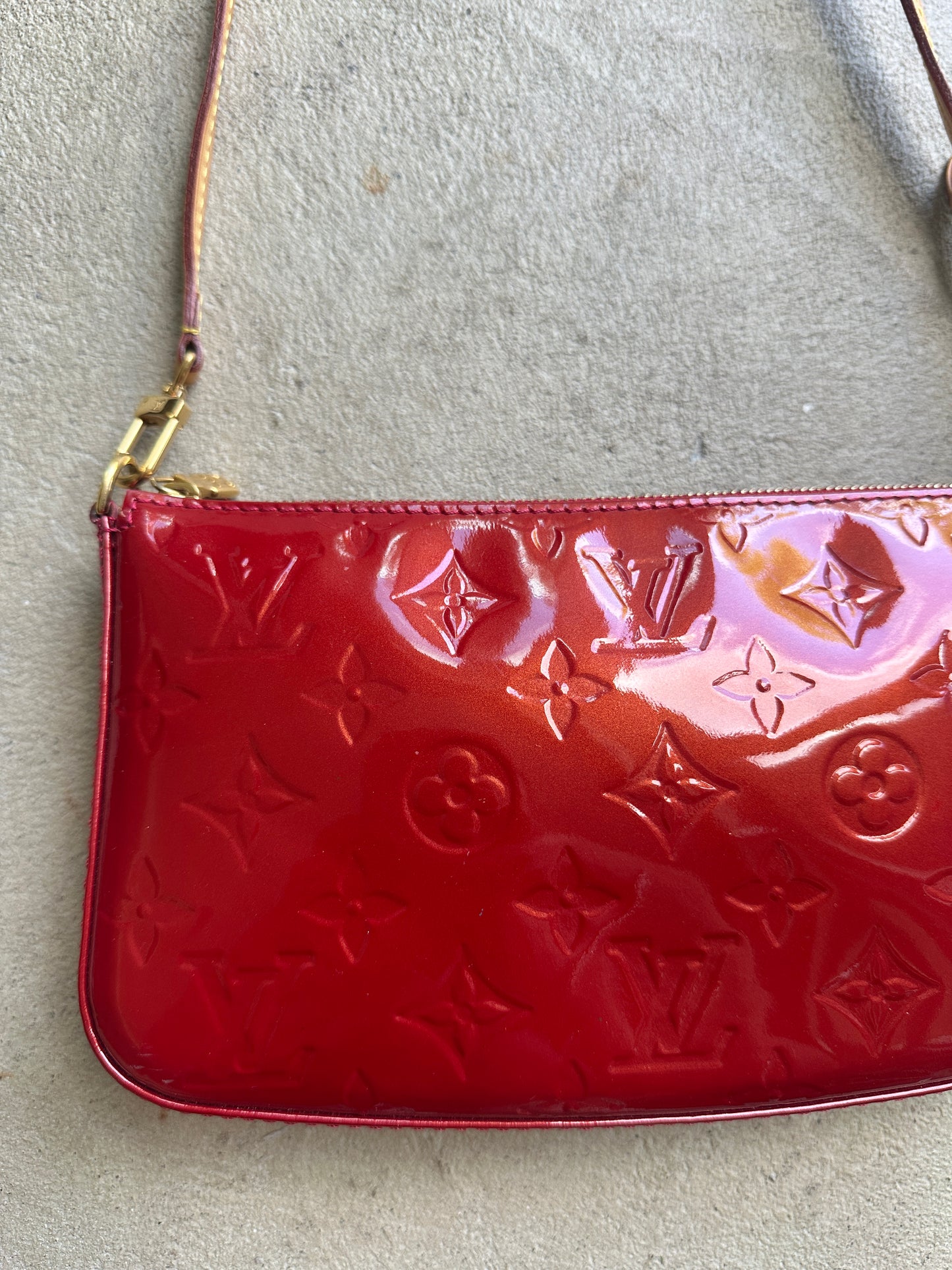 Vintage Red Patent leather Louis Vuitton Shoulder Bag
