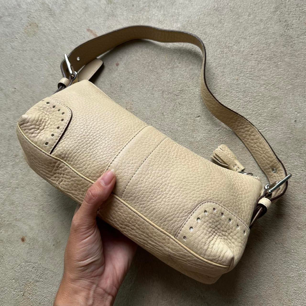Vintage Y2K Coach Tan Leather Baguette Shoulder
Bag