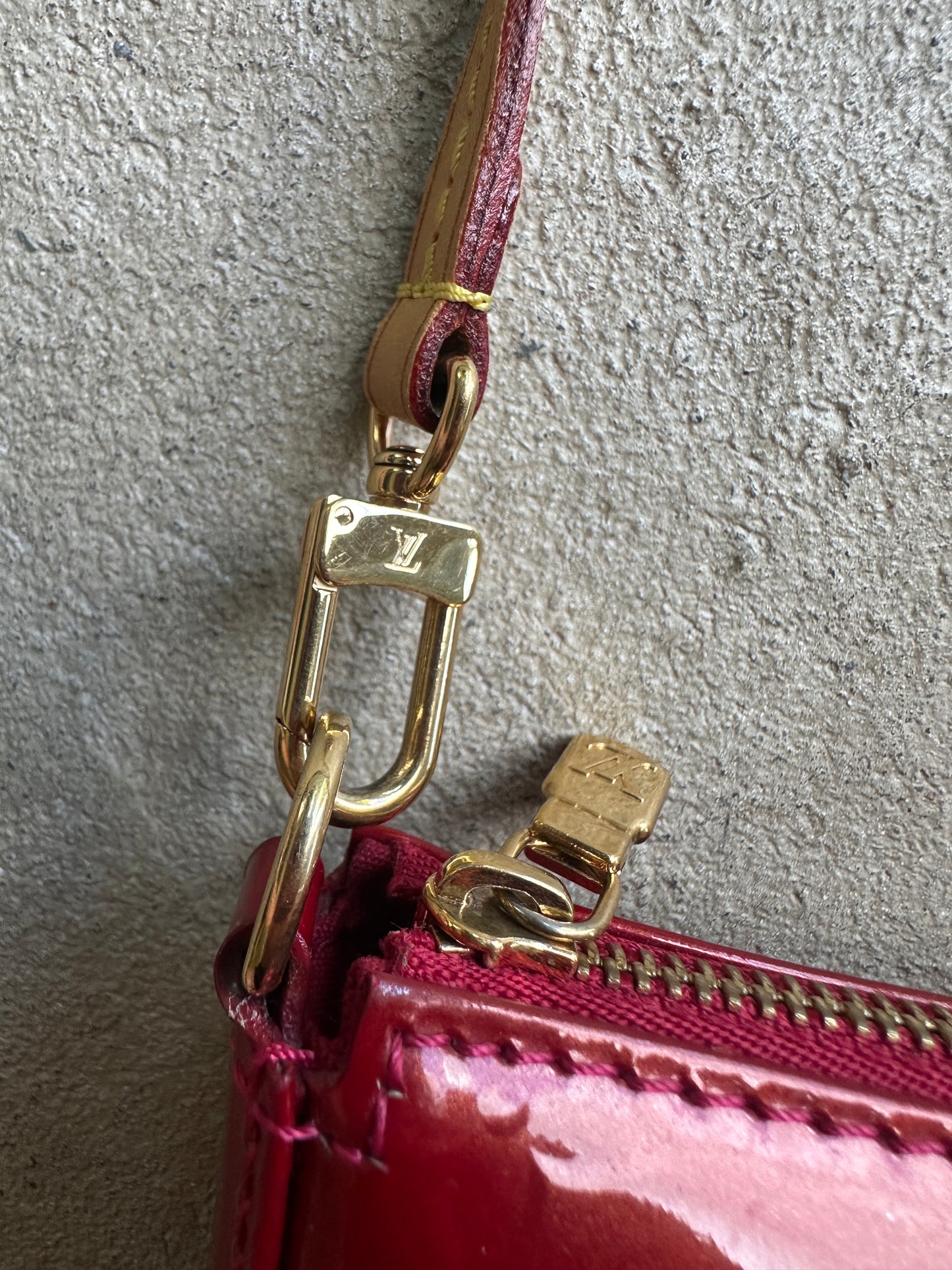 Vintage Red Patent leather Louis Vuitton Shoulder Bag