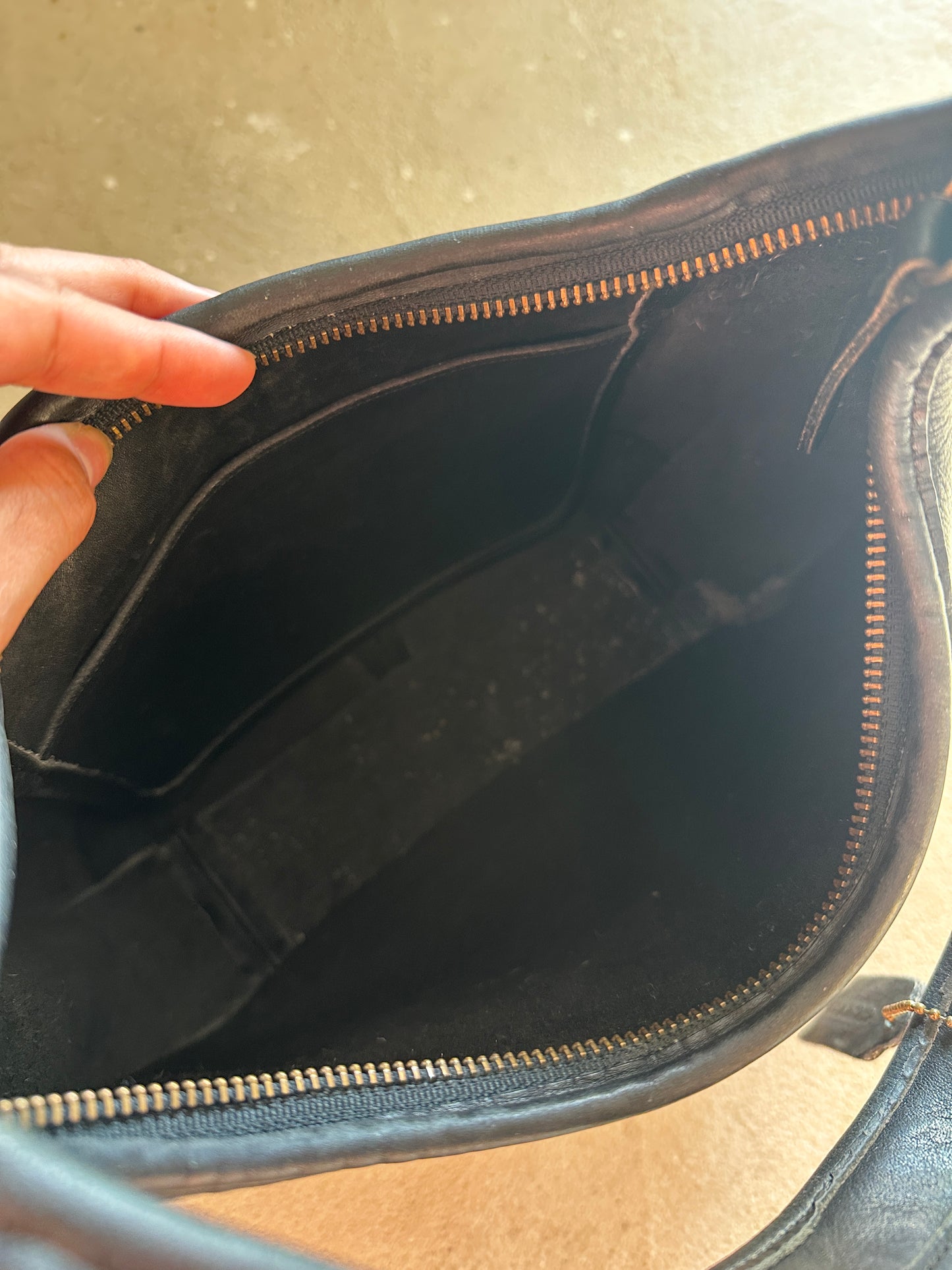 Vintage Coach Ergo Black Shoulder Bag 9033