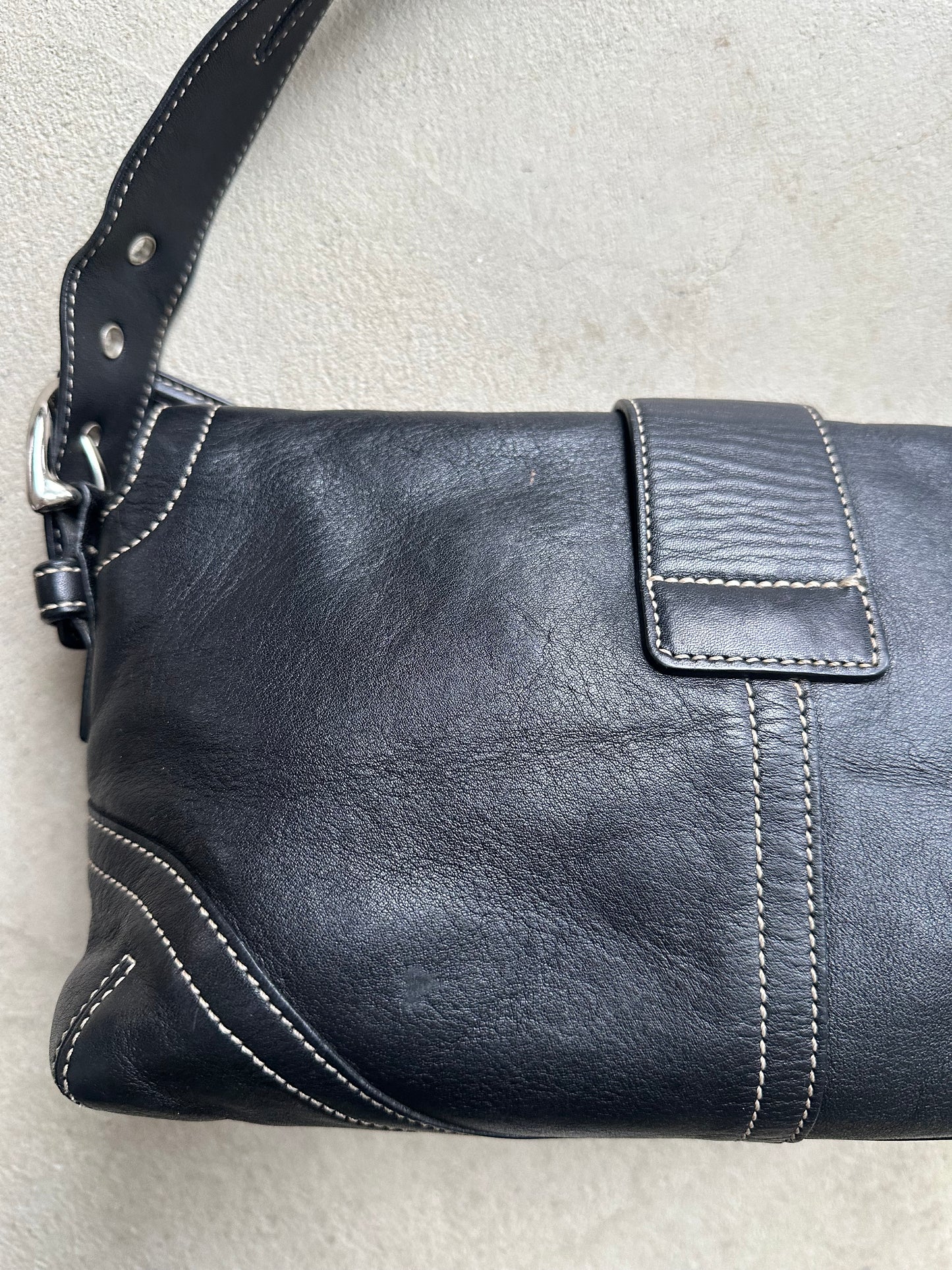 Vintage Y2K Coach Black Square Soho Leather Shoulder Bag