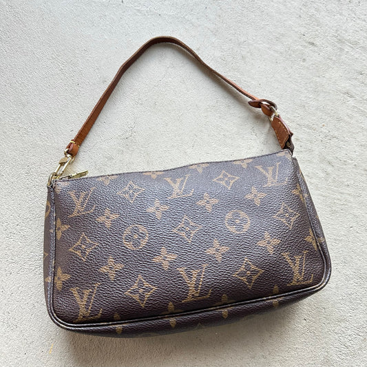 Vintage Louis Vuitton Monogram Pochette