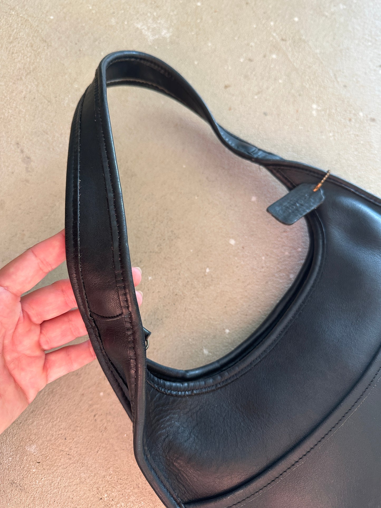 Vintage Coach Ergo Black Shoulder Bag 9033