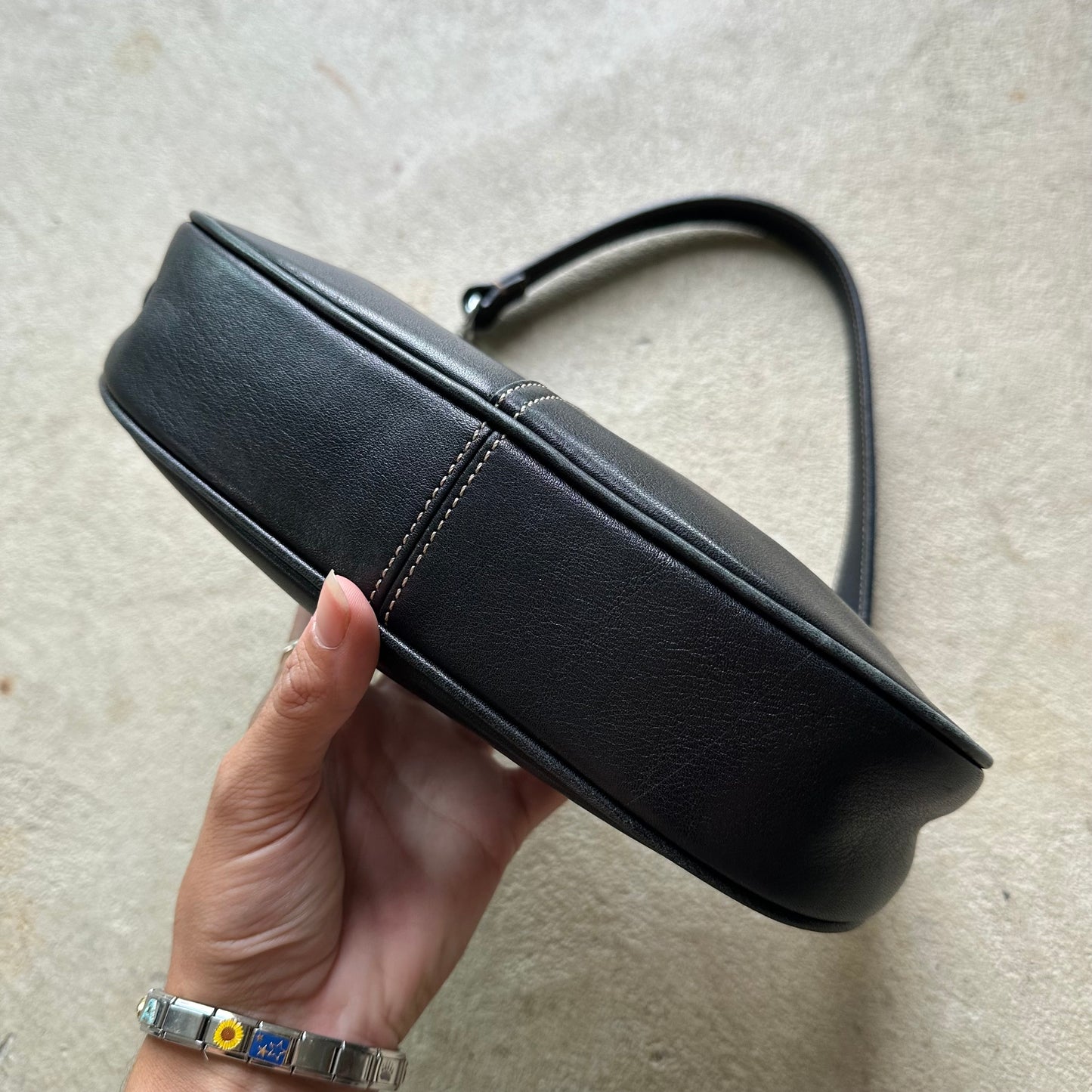 Vintage Y2K Coach Black Leather Shoulder Bag