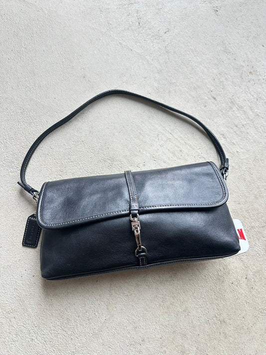 Vintage Y2K Coach Black Leather Shoulder Bag