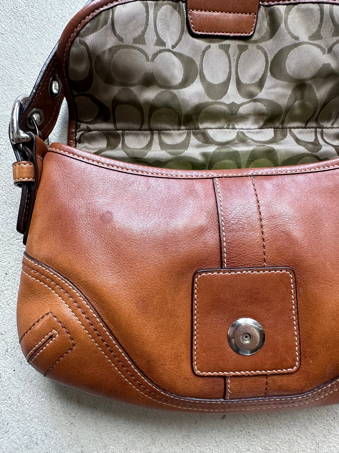 Vintage Y2K Coach Caramel Brown Mini Soho Leather Shoulder Bag