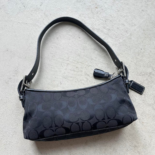 Vintage Y2K Coach Black Baguette Shoulder Bag