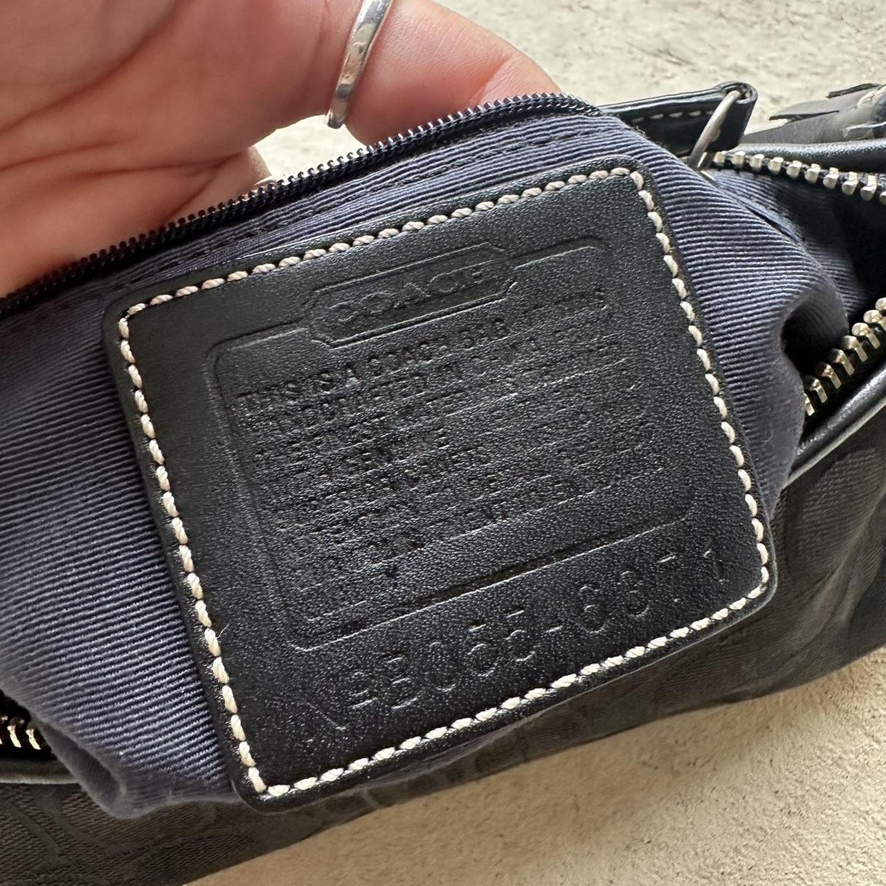 Vintage Y2K Coach Black Baguette Shoulder Bag