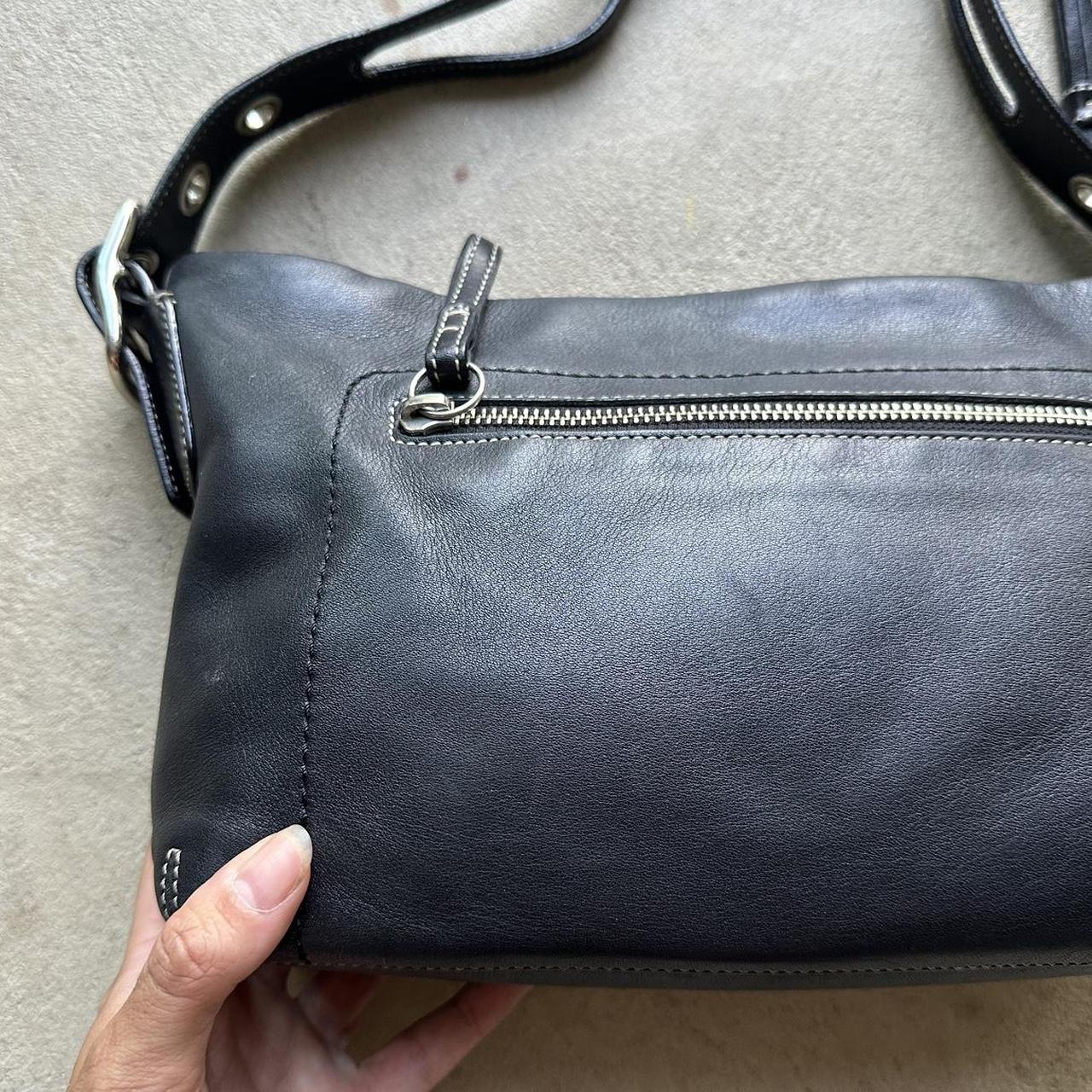 Vintage Y2K Coach Black Leather Shoulder Bag