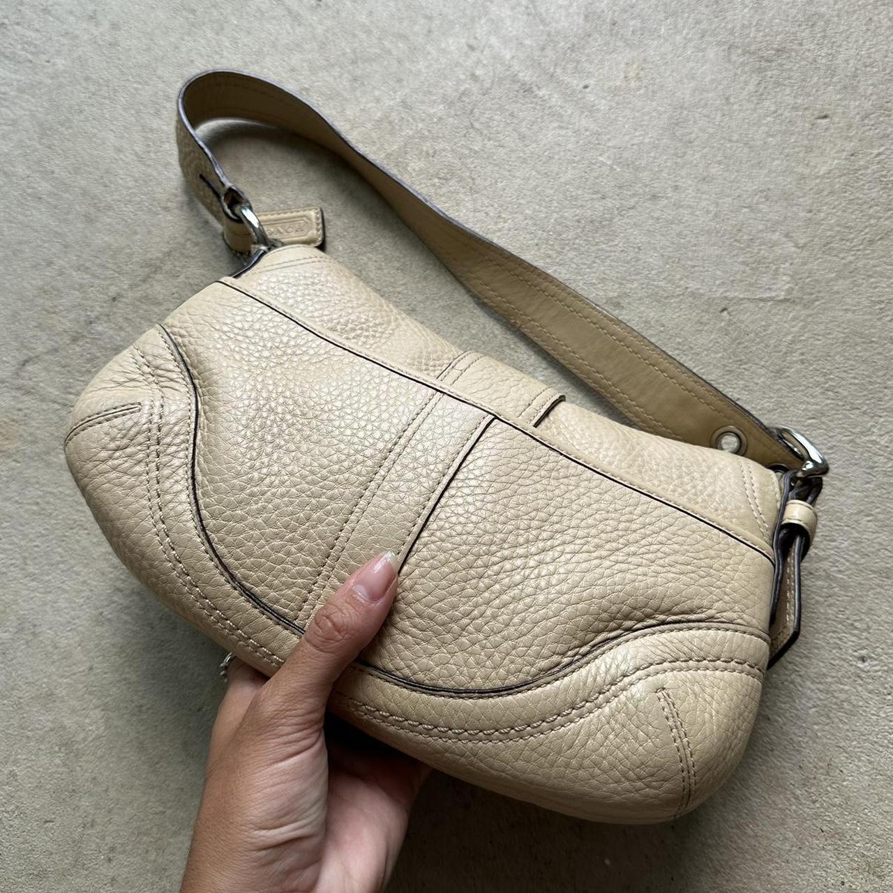 Vintage Y2K Coach Cream Mini Leather Soho Shoulder Bag