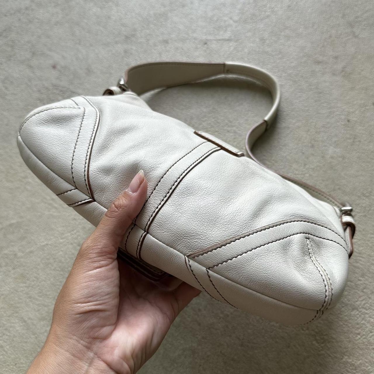 Vintage Y2K Coach White Mini Soho Leather Shoulder Bag